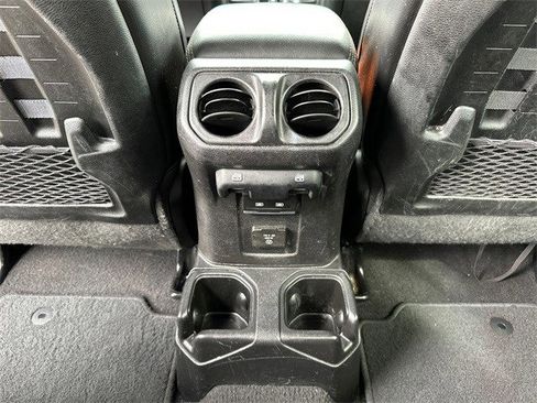 Used 2021 Jeep Gladiator Mojave image 12
