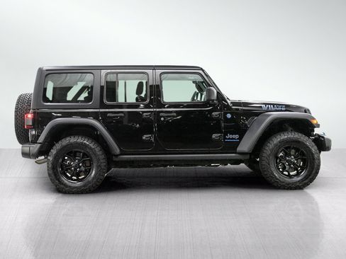 Used 2024 Jeep Wrangler Unlimited AWD/4WD image 6