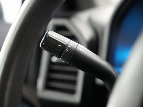 Used 2018 Ford F150 XL w/ Equipment Group 101A Mid image 16