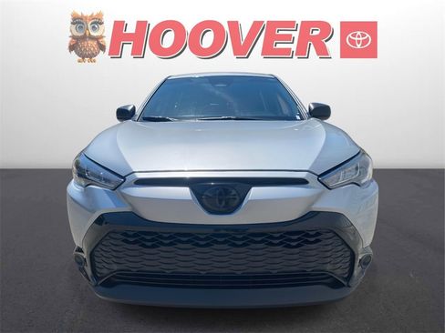 Used 2024 Toyota Corolla Cross S image 7