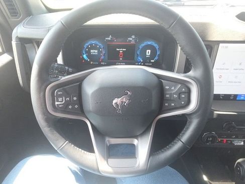 Used 2025 Ford Bronco Outer Banks w/ Sasquatch Package AWD/4WD image 37