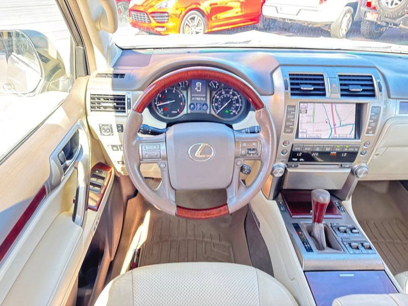 Used 2013 Lexus GX 460 Premium AWD/4WD image 32