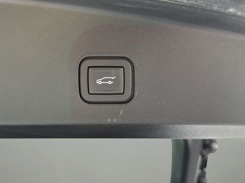Certified 2024 Cadillac Lyriq Tech AWD/4WD image 27