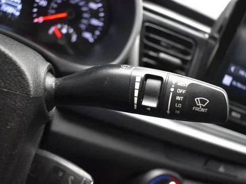 Used 2023 Kia Rio S image 25