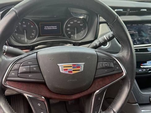 Used 2023 Cadillac XT5 Premium Luxury w/ Technology Package FWD image 12