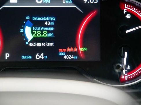 Used 2025 Toyota RAV4 XLE w/ Convenience Package image 5