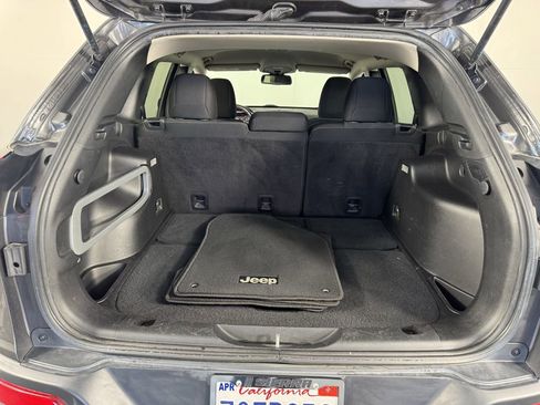 Used 2016 Jeep Cherokee Latitude image 22