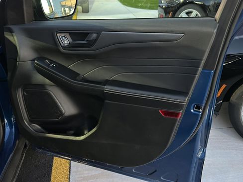 Used 2023 Ford Escape Active w/ Tech Pack #1 image 16