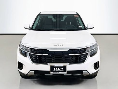 New 2026 Kia Seltos LX image 2