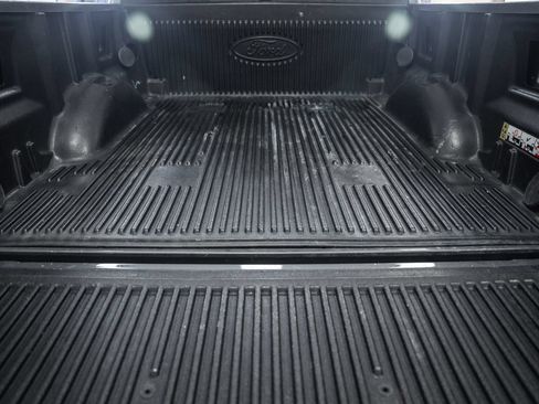 Used 2023 Ford F150 XLT AWD/4WD image 11