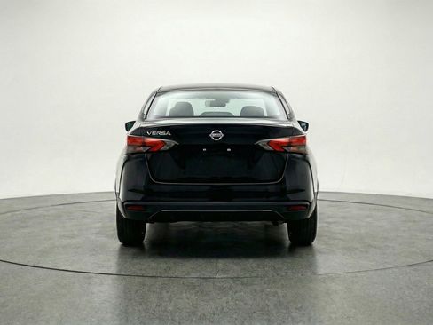 Used 2025 Nissan Versa SV image 6