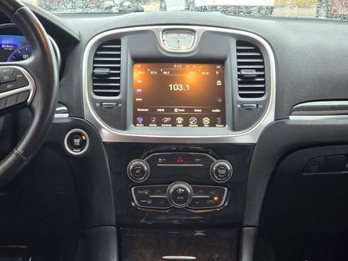 Used 2016 Chrysler 300 C image 16