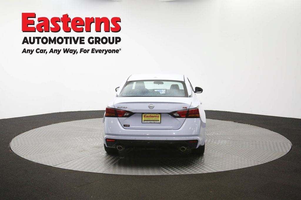 Used 2025 Nissan Altima 2.5 SR w/ SR Premium Package FWD image 37