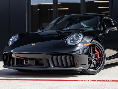 Certified 2026 Porsche 911 Carrera GTS RWD image 7