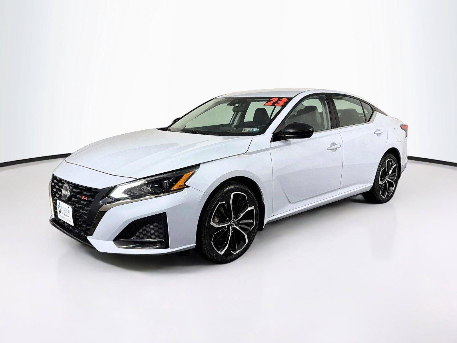 Used 2023 Nissan Altima 2.5 SR AWD/4WD image 7
