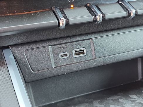 Certified 2024 Chevrolet Colorado Trail Boss w/ Advanced Trailering Package image 24