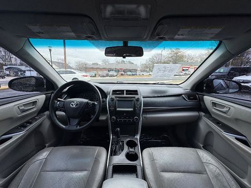 Used 2015 Toyota Camry LE image 24