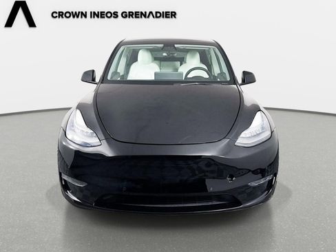 Used 2021 Tesla Model Y 2WD image 2