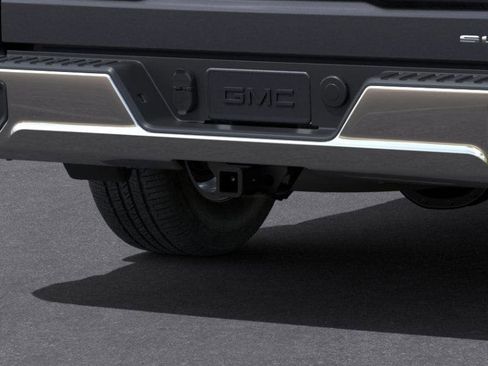 Used 2025 GMC Sierra 1500 SLE image 40