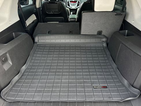 Used 2011 GMC Terrain SLT FWD image 16