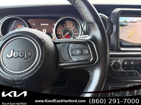 Used 2022 Jeep Wrangler Unlimited Sport AWD/4WD image 31