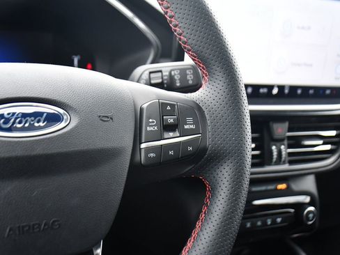 Used 2023 Ford Escape ST-Line image 35