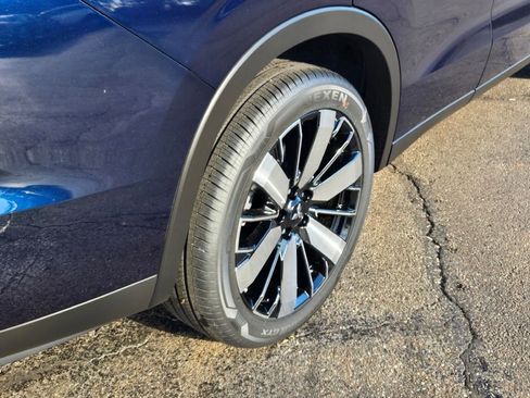 New 2025 Mitsubishi Outlander SE image 10