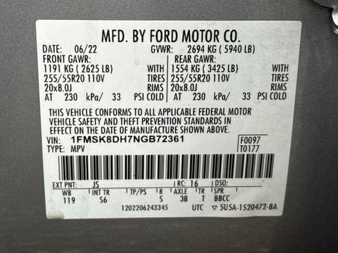 Used 2022 Ford Explorer XLT w/ Equipment Group 202A AWD/4WD image 26
