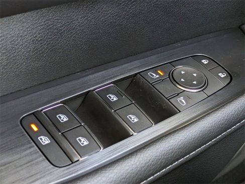 New 2026 Nissan Armada SV image 25