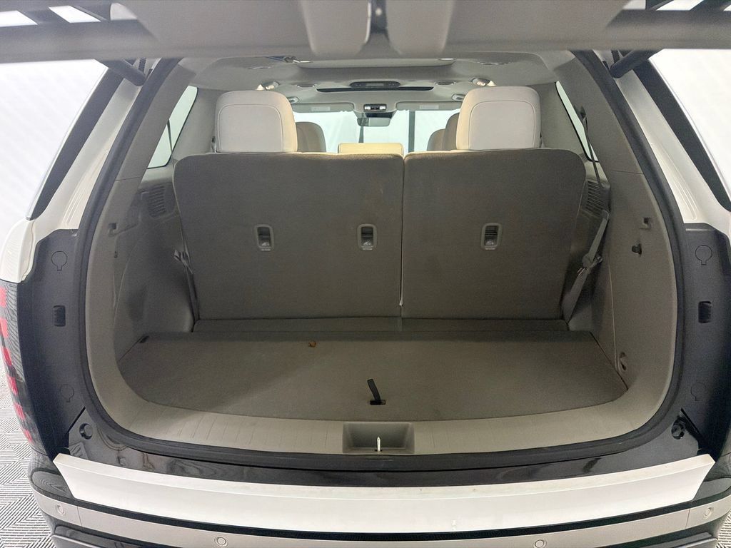 Certified 2026 Hyundai Palisade Limited FWD image 20