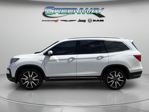 Used 2021 Honda Pilot Touring image 2