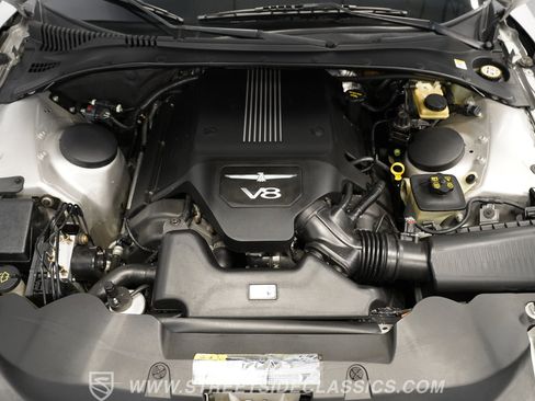 Used 2004 Ford Thunderbird image 38