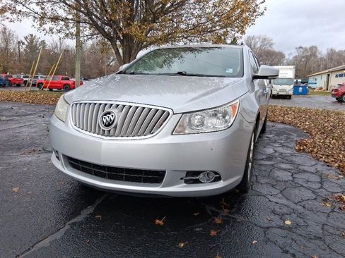 Used 2012 Buick LaCrosse Premium image 2