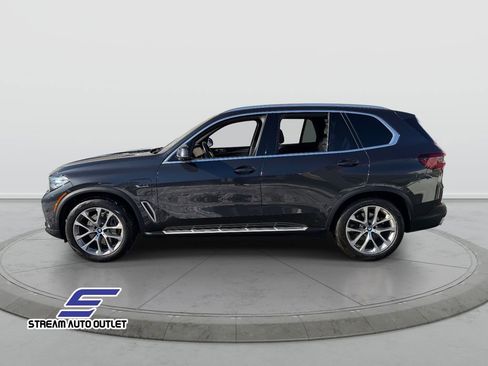 Used 2022 BMW X5 xDrive45e image 5