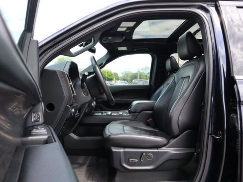 Used 2021 Ford Expedition Max Limited AWD/4WD image 9