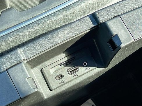 Used 2021 GMC Sierra 3500 Denali w/ Denali Black Diamond Edition image 35