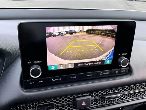 Used 2023 Honda HR-V Sport image 11