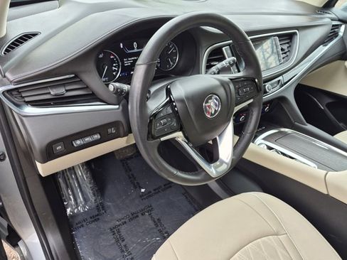 Used 2023 Buick Enclave Avenir w/ Avenir Technology Package AWD/4WD image 10