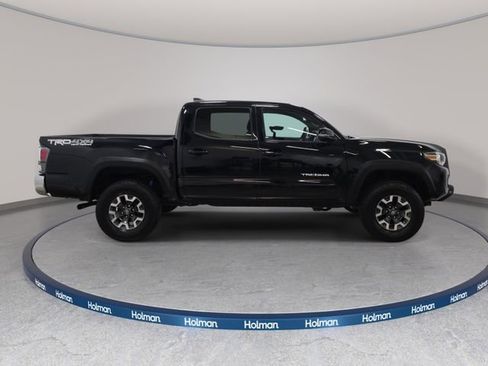 Used 2021 Toyota Tacoma TRD Off-Road AWD/4WD image 5