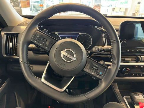 Certified 2025 Nissan Pathfinder SL AWD/4WD image 18