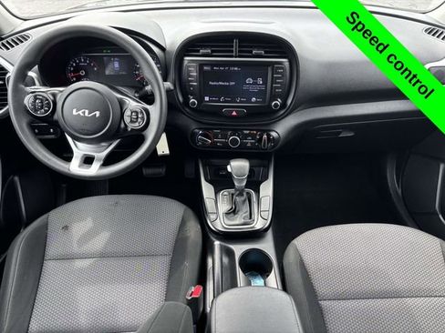 Used 2022 Kia Soul LX FWD image 22