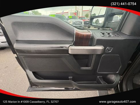 Used 2017 Ford F150 Platinum w/ Equipment Group 701A Luxury RWD image 10