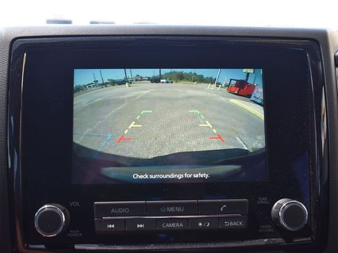 Used 2024 Nissan Frontier SV w/ SV Convenience Package RWD image 39