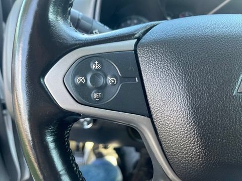 Used 2017 Chevrolet Colorado Z71 AWD/4WD image 21