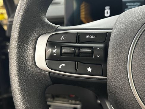 Used 2025 Kia K5 LXS FWD image 21