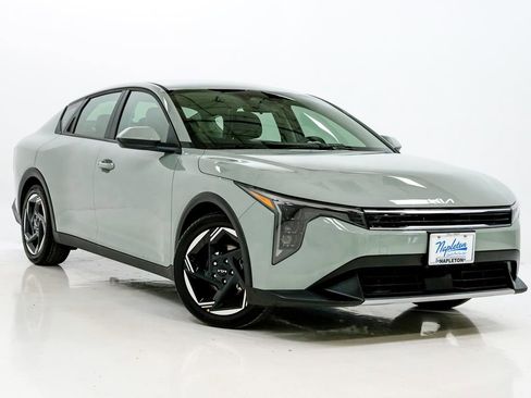 Certified 2025 Kia K4 EX image 5