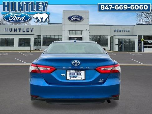 Used 2020 Toyota Camry LE w/ Cold Weather Package image 6