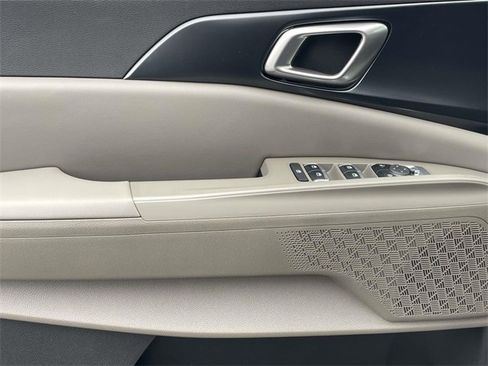 New 2026 Kia Carnival image 26