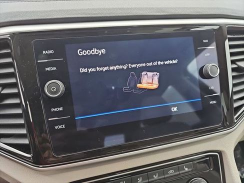 Used 2023 Volkswagen Atlas SEL R-Line AWD/4WD image 31