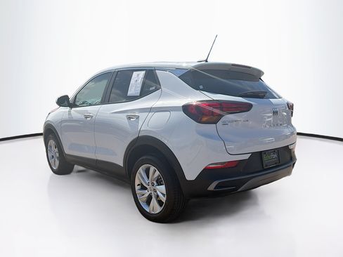 Used 2025 Buick Encore GX Preferred AWD/4WD image 5